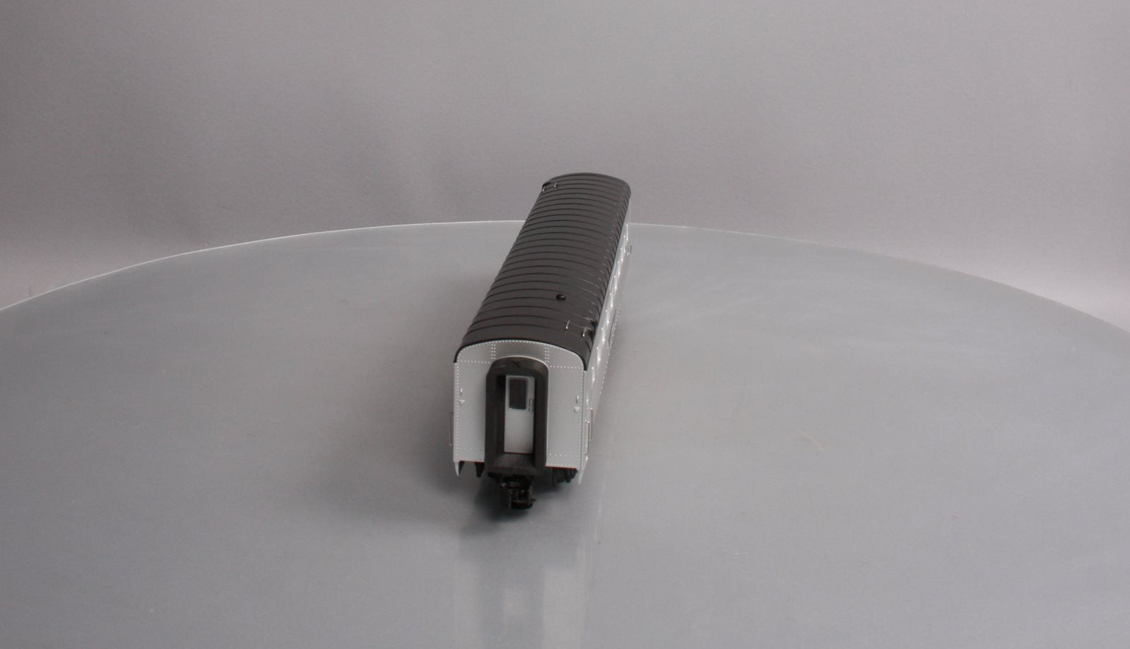 MTH 30-67721 PC 60' COACH CAR