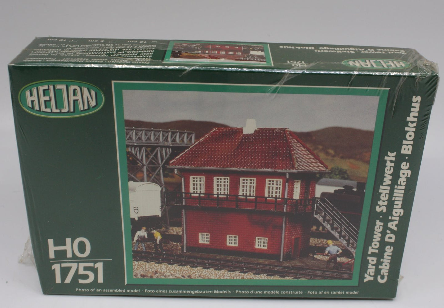 Heljan 1751 Yard tower 1910 era