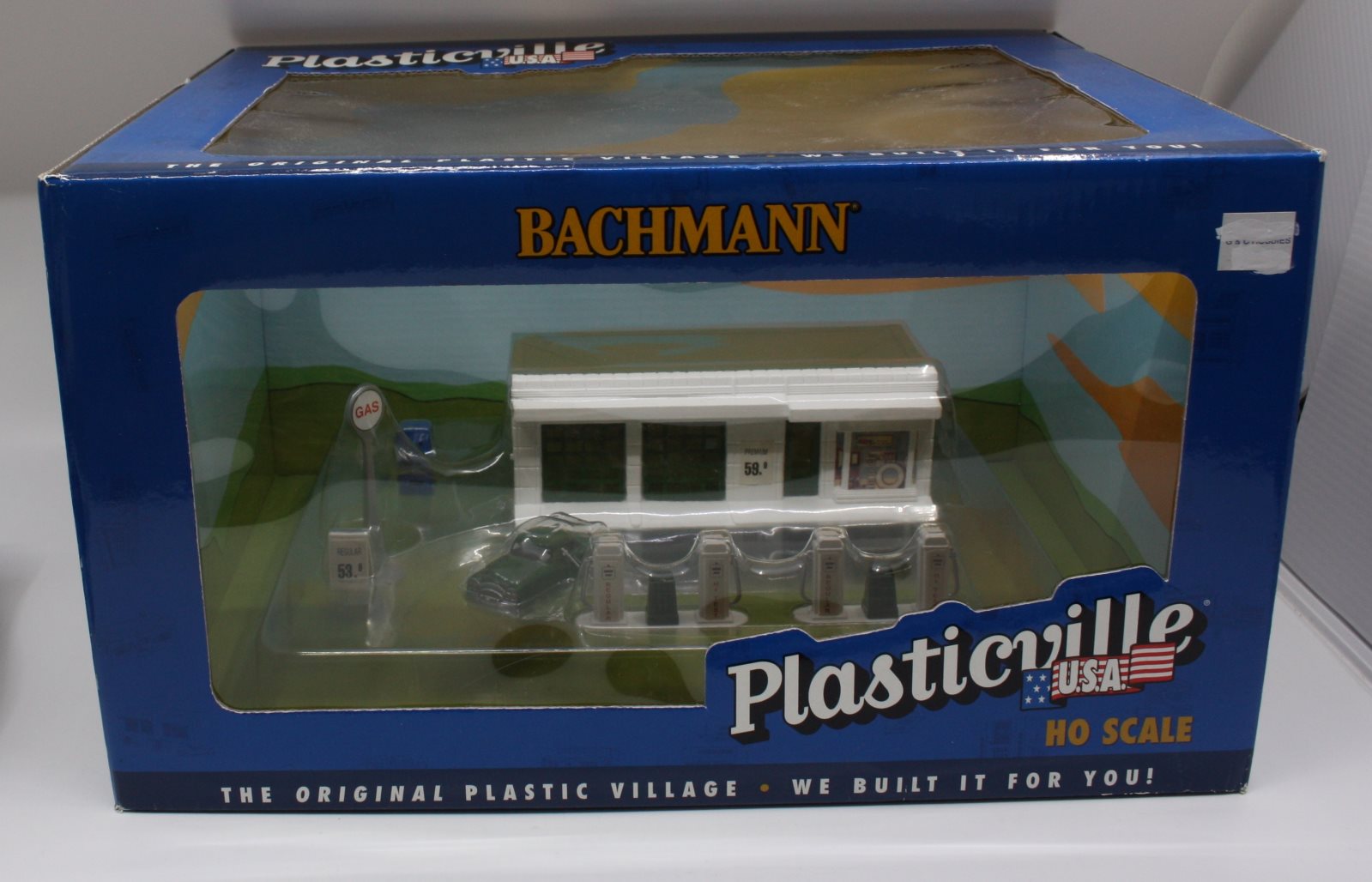 Bachmann 45013 HO Gas Station Built-Up Building