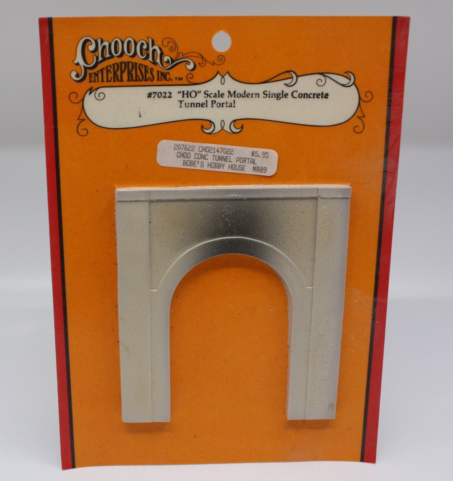 Chooch 7022 Enterprises Inc. HO Scale Modern Single Concrete Tunnel Portal