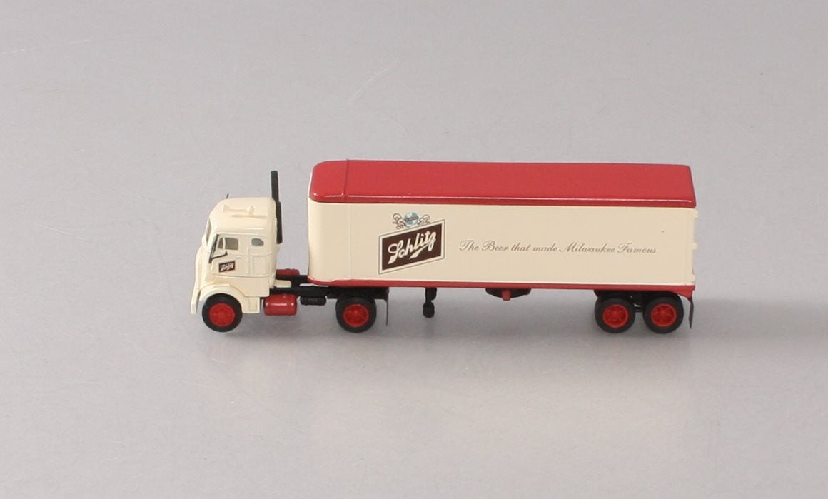 Ulrich 13141000 HO Scale Schlitz Tractor & Trailer