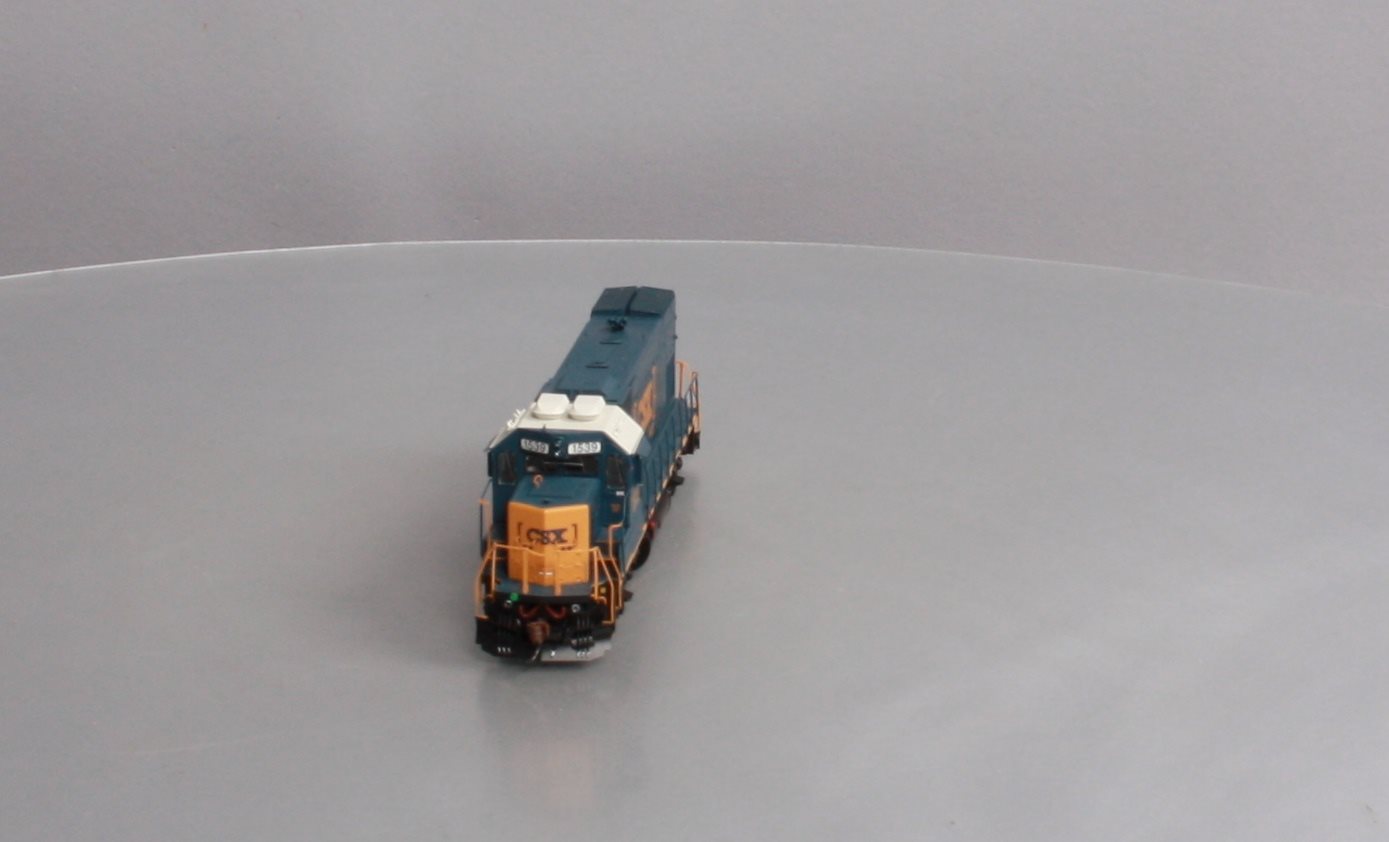 Athearn G16734 HO CSX GP15-1 Diesel Locomotive with DCC & Sound #1539