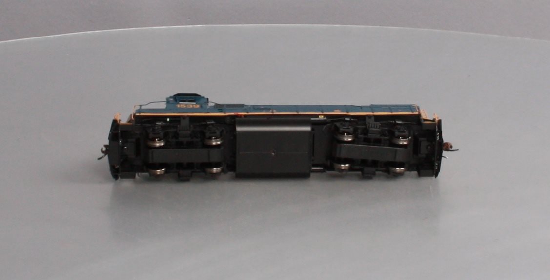 Athearn G16734 HO CSX GP15-1 Diesel Locomotive with DCC & Sound #1539
