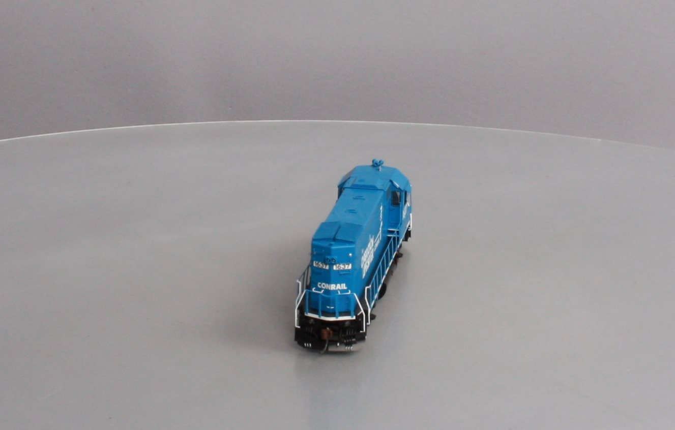 Athearn G68156 HO Conrail/Operation Lifesaver GP15-1 w/DCC & Sound #1637