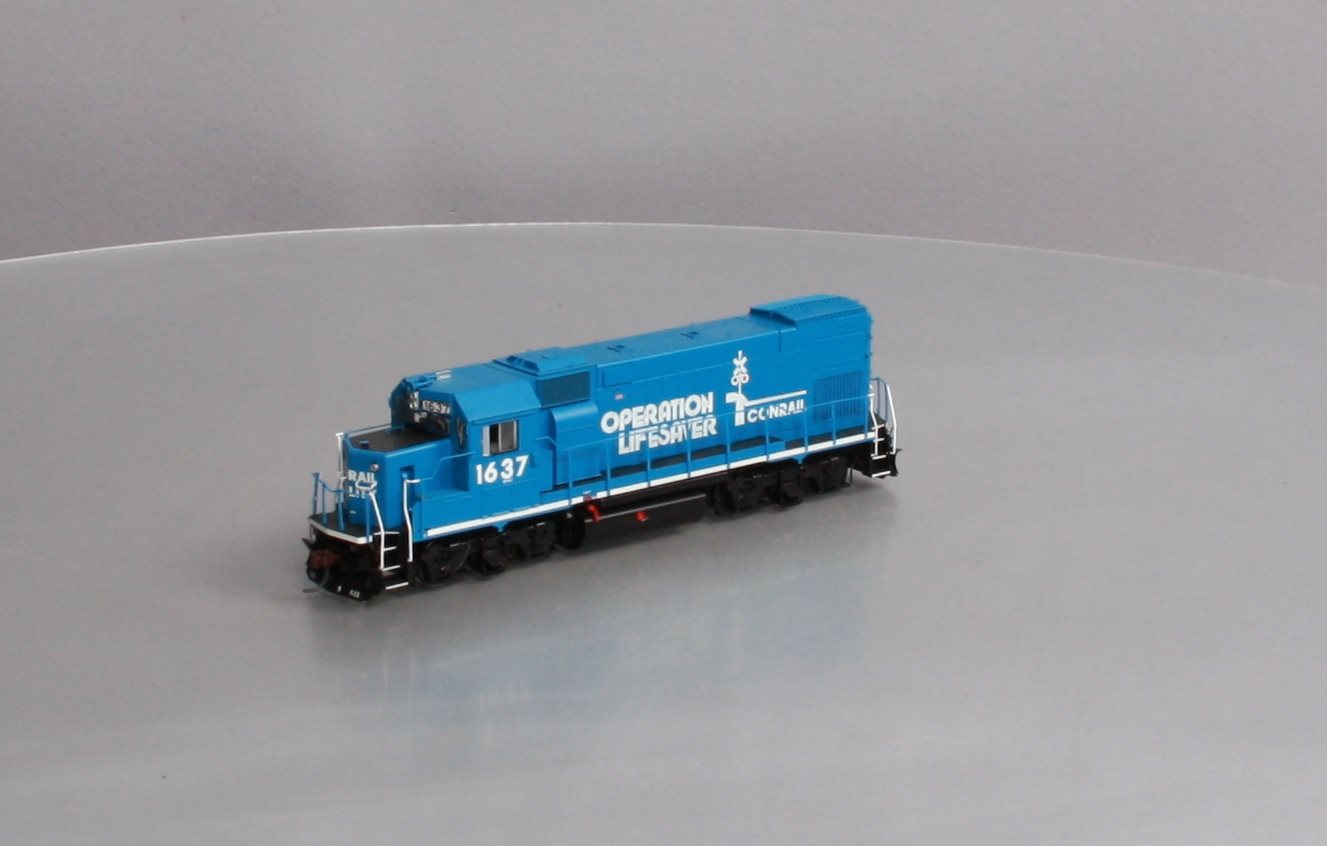 Athearn G68156 HO Conrail/Operation Lifesaver GP15-1 w/DCC & Sound #1637