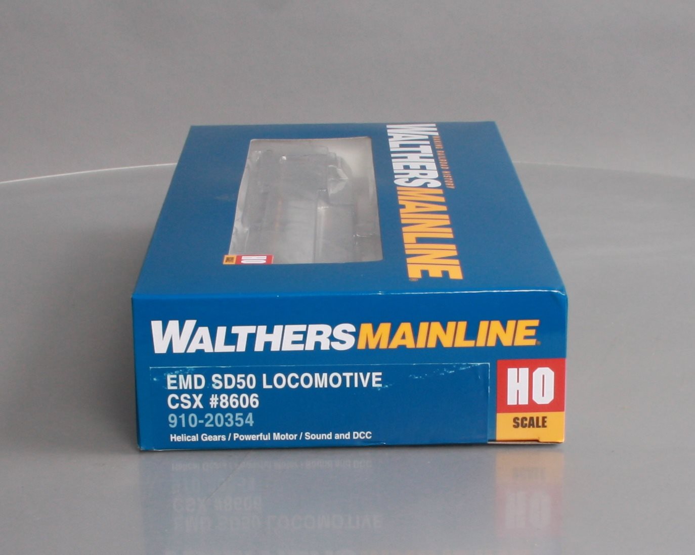 Walthers 910-20354 HO CSX Transportation EMD SD50 Diesel Locomotive #8606