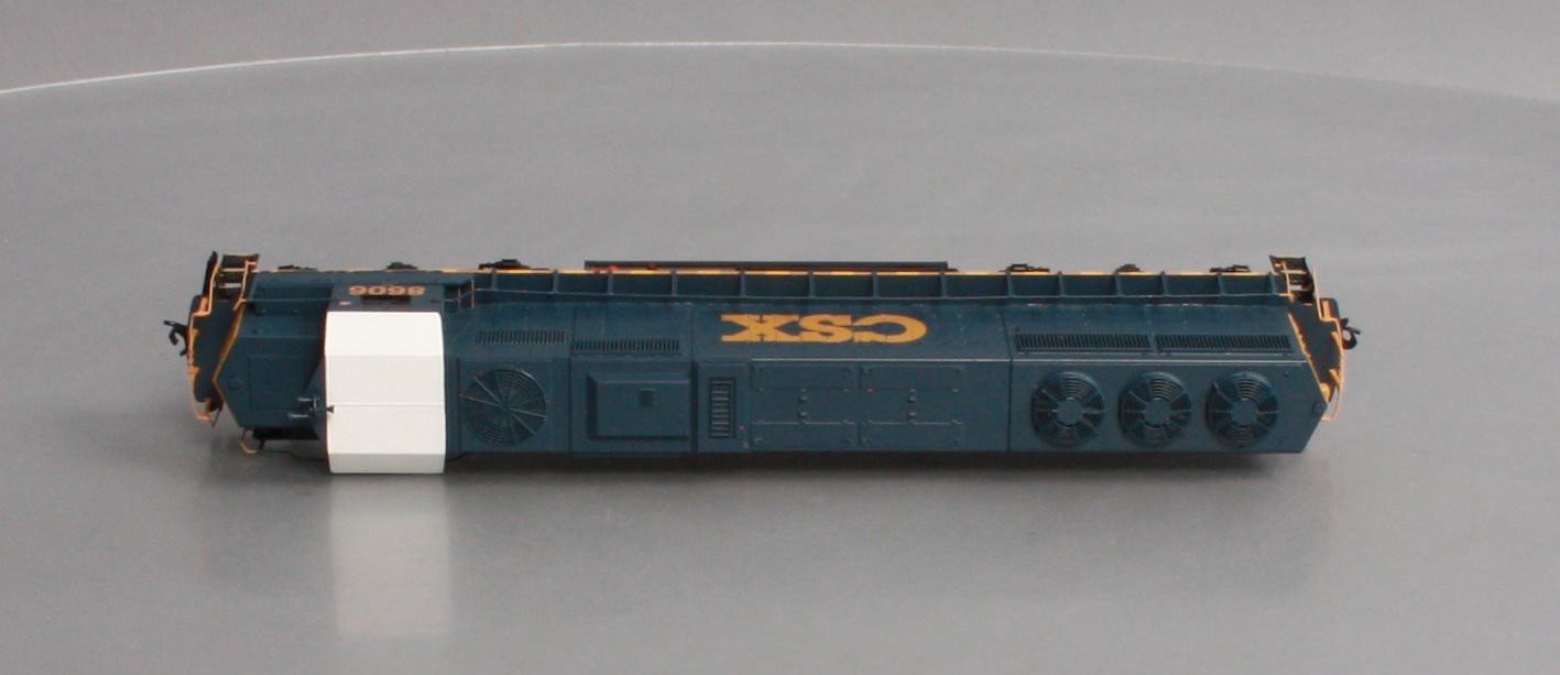 Walthers 910-20354 HO CSX Transportation EMD SD50 Diesel Locomotive #8606