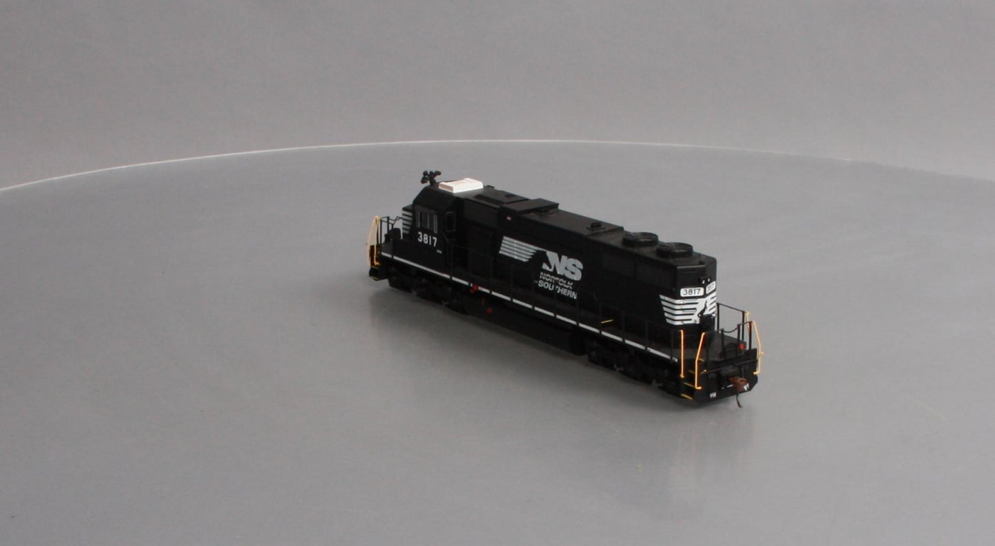 Athearn 88587 HO Norfolk Southern SD38 Diesel Locomotive w/DCC & Sound RTR #3817