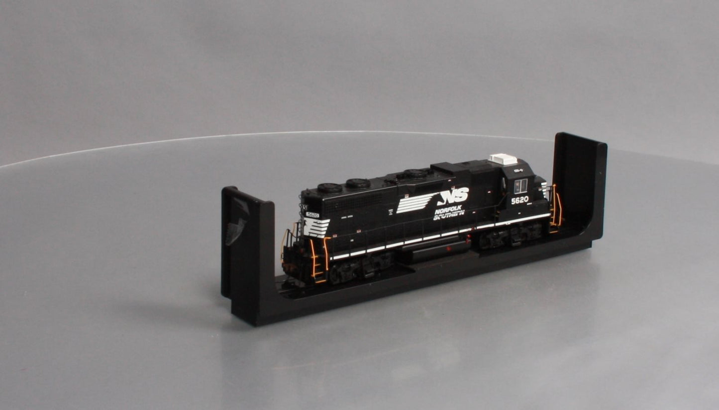 Atlas 10002403 HO Norfolk Southern GP38 Low Nose Locomotive Gold Series #5620