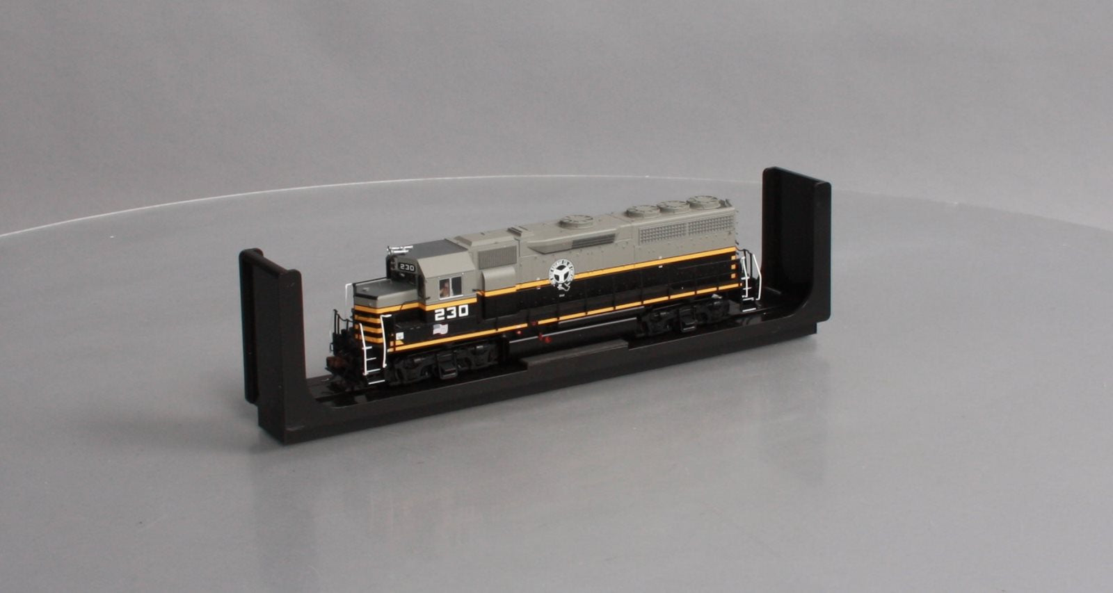 Atlas 10001739 HO Belt Railway of Chicago EMD GP40 Low Nose Diesel Engine #230