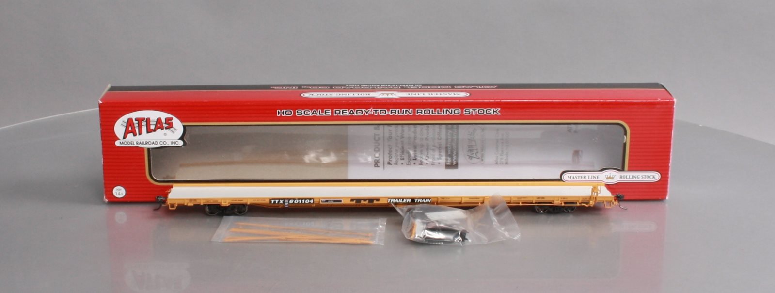 Atlas 20004094 HO TTX 1970s F89J Flat Car (Mid/End Hitches) #601104