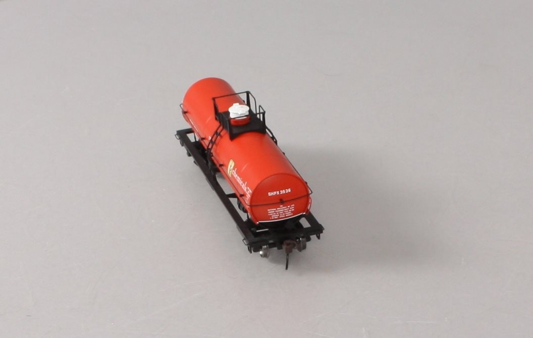 Atlas 20004677 HO PPG Chemicals 11,000 Gallon Tank Car w/o Platform #3536