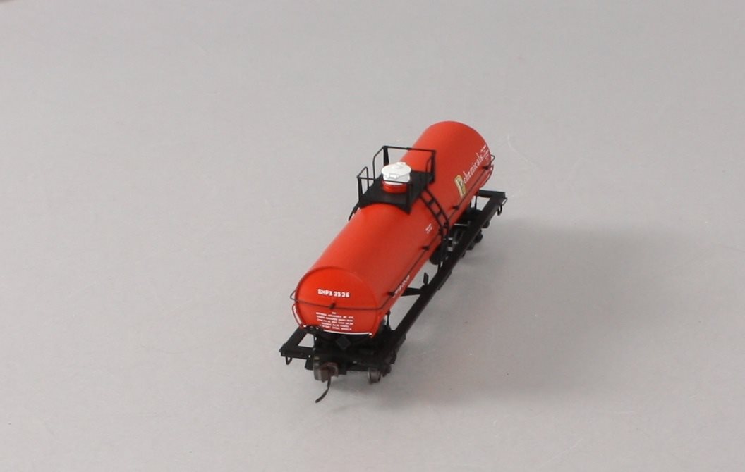 Atlas 20004677 HO PPG Chemicals 11,000 Gallon Tank Car w/o Platform #3536