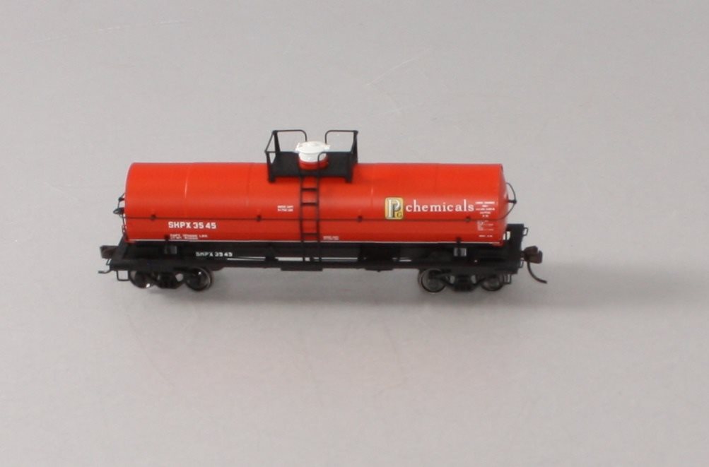 Atlas 20004678 HO PPG Chemicals 11,000 Gallon Tank Car w/o Platform #3545