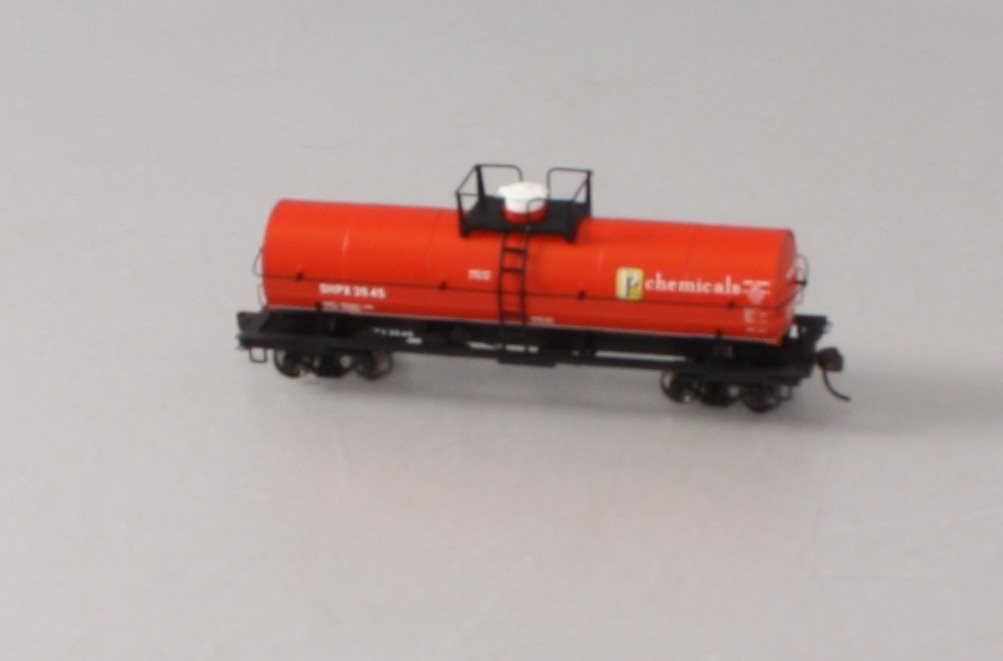 Atlas 20004678 HO PPG Chemicals 11,000 Gallon Tank Car w/o Platform #3545