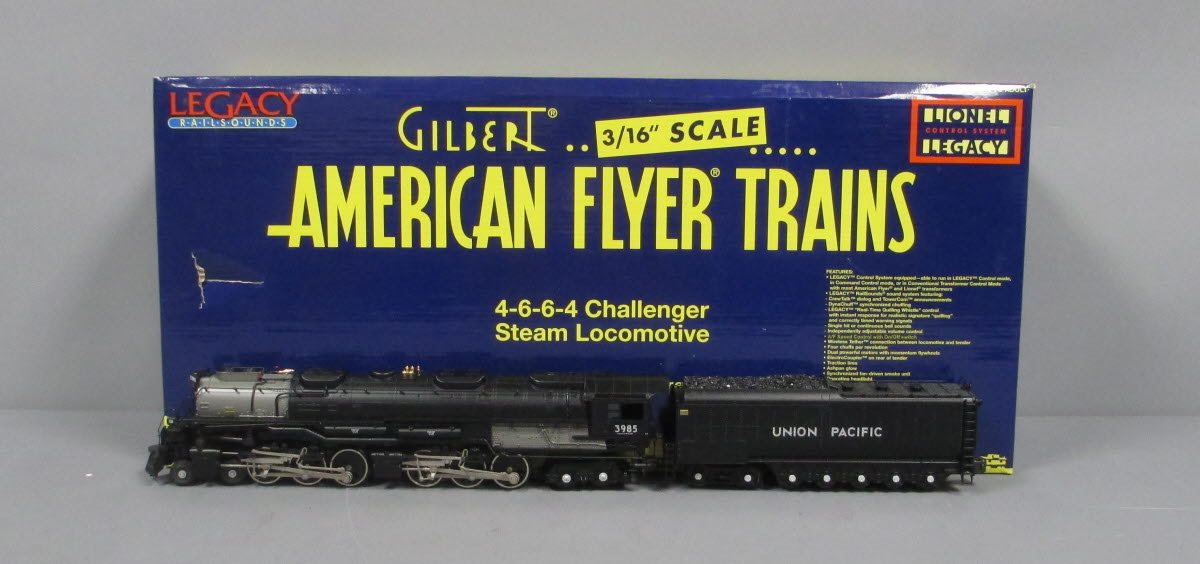 American Flyer 6-48082 S UP 4-6-6-4 Challenger Steam Locomotive & Tender #3985