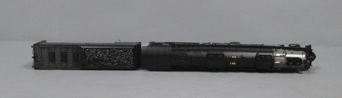 American Flyer 6-48082 S UP 4-6-6-4 Challenger Steam Locomotive & Tender #3985