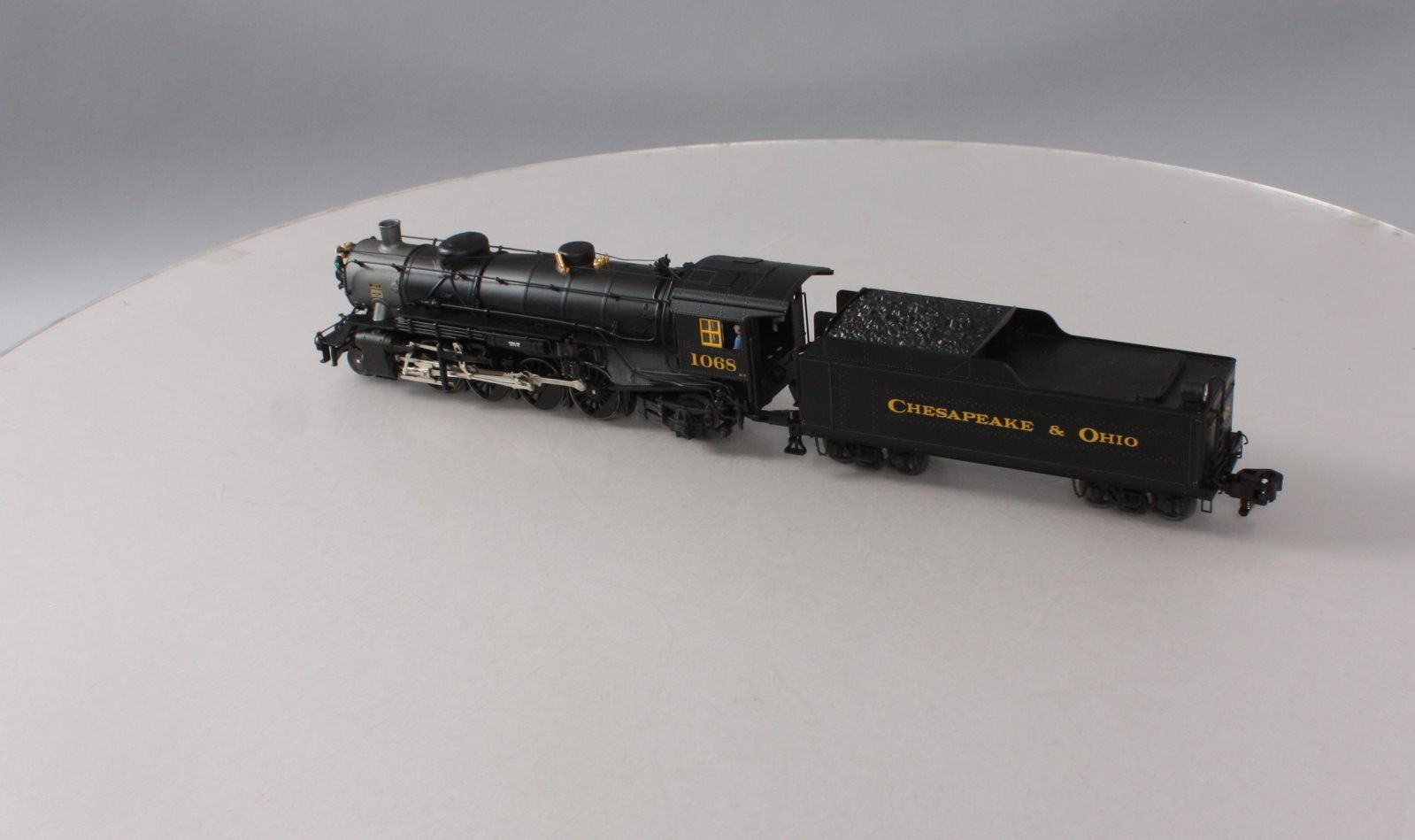 American Flyer 6-48060 S Chesapeake & Ohio 2-8-2 Mikado Steam Locomotive
