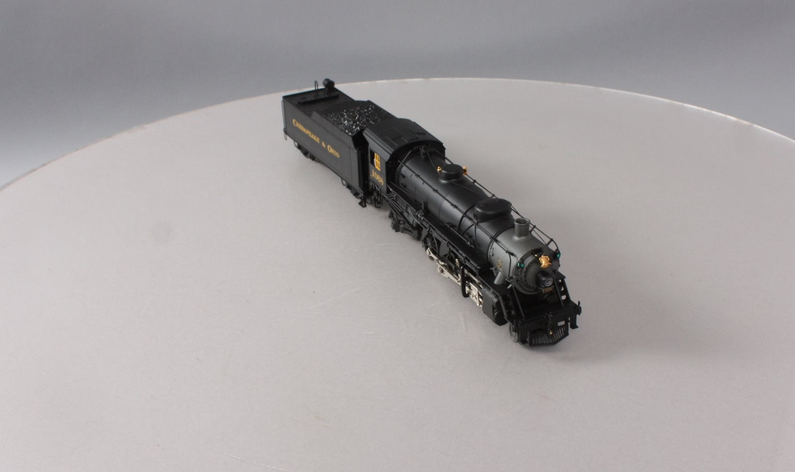 American Flyer 6-48060 S Chesapeake & Ohio 2-8-2 Mikado Steam Locomotive