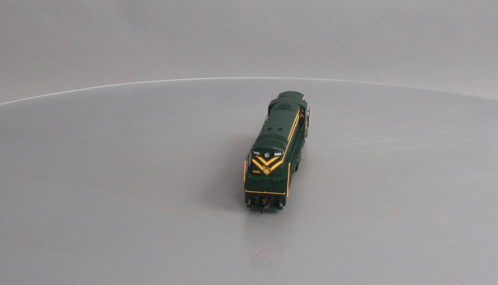 Atlas 7765 HO Jersey Central Ph 1b Diesel Locomotive #2405