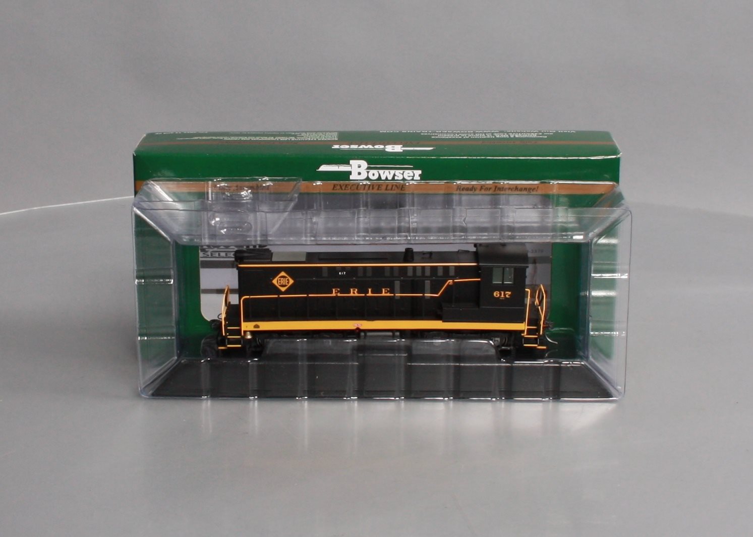 Bowser 23962 HO Erie Baldwin S-12 Diesel Locomotive #617