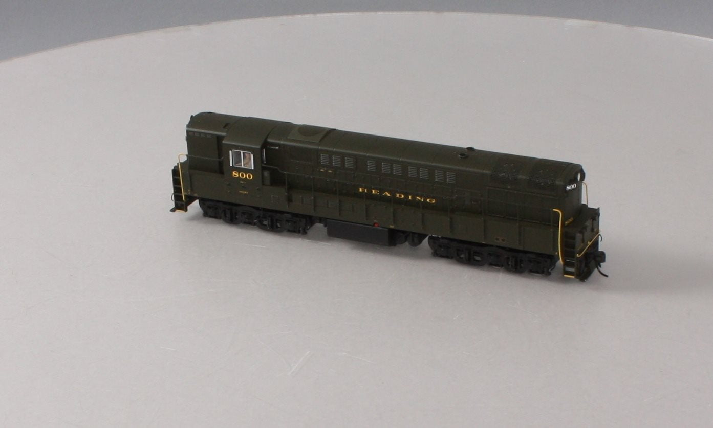 Atlas 7767 HO Reading Trainmaster Ph1B w/DCC & Sound #800