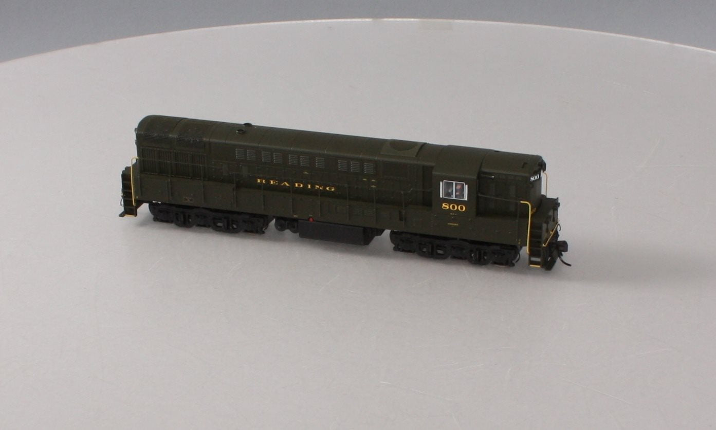 Atlas 7767 HO Reading Trainmaster Ph1B w/DCC & Sound #800