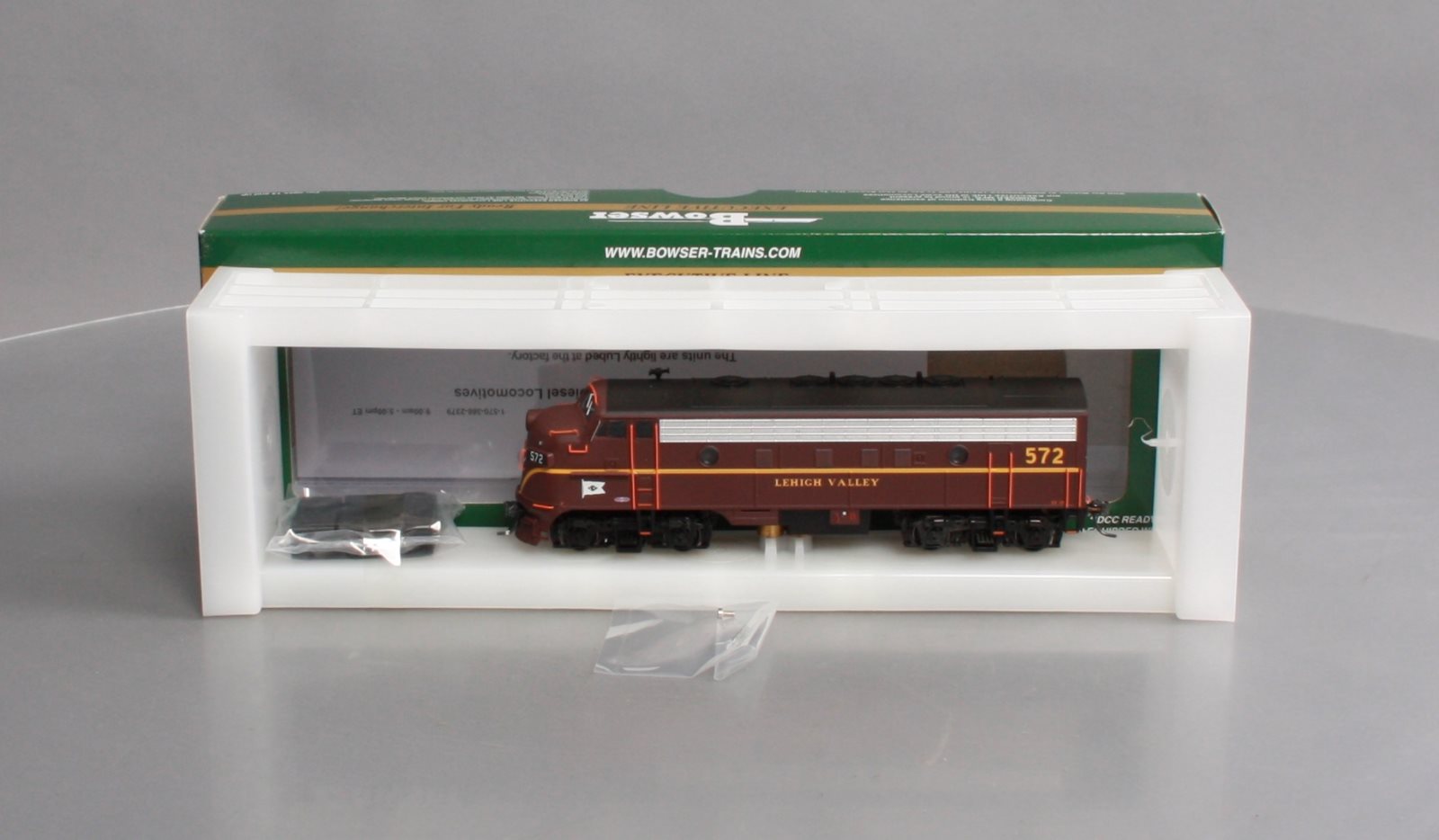 Bowser 24057 HO Lehigh Valley EMD F7A Diesel Locomotive Standard DC #572