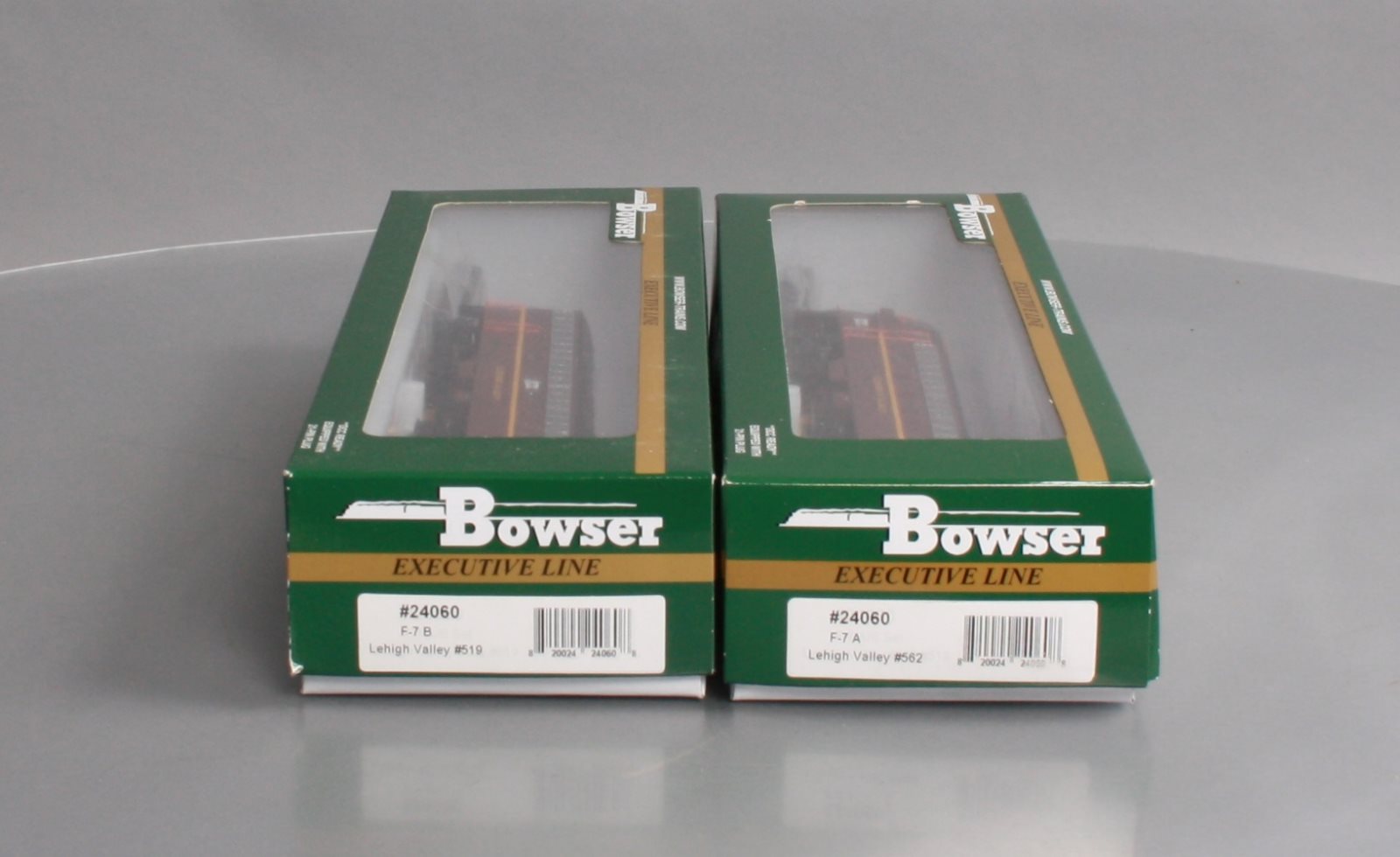 Bowser 24060 HO Lehigh Valley EMD F7A/B Diesel Locomotive Standard DC #562& #519