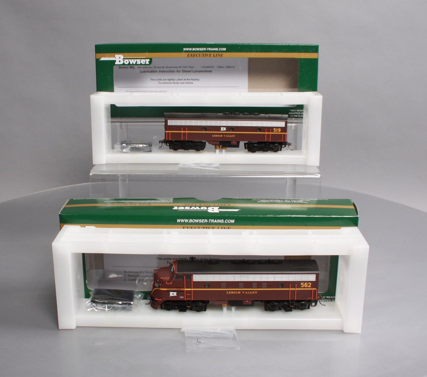 Bowser 24060 HO Lehigh Valley EMD F7A/B Diesel Locomotive Standard DC #562& #519