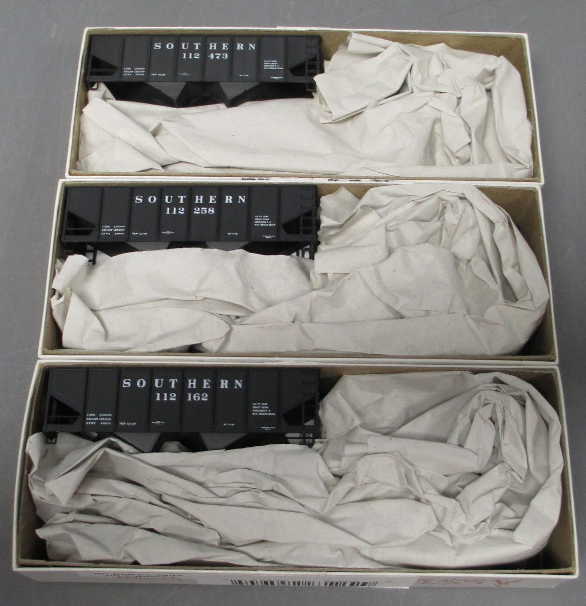 Accurail 2559 HO Scale Southern 55-Ton USRA Hopper Kits (Set of 3)