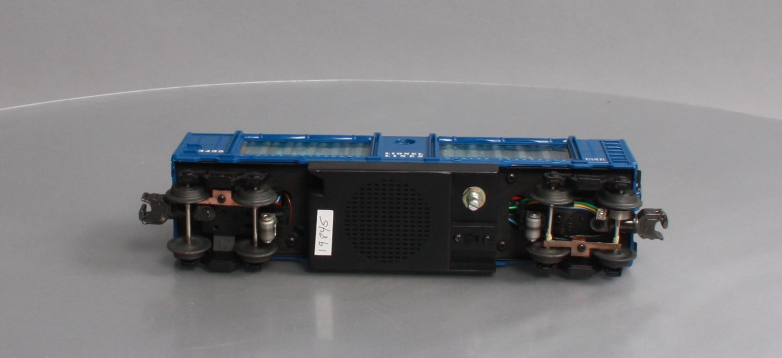 Lionel 6-19845 O Gauge Marine Transport Aquarium Car w/ Command Control #3435