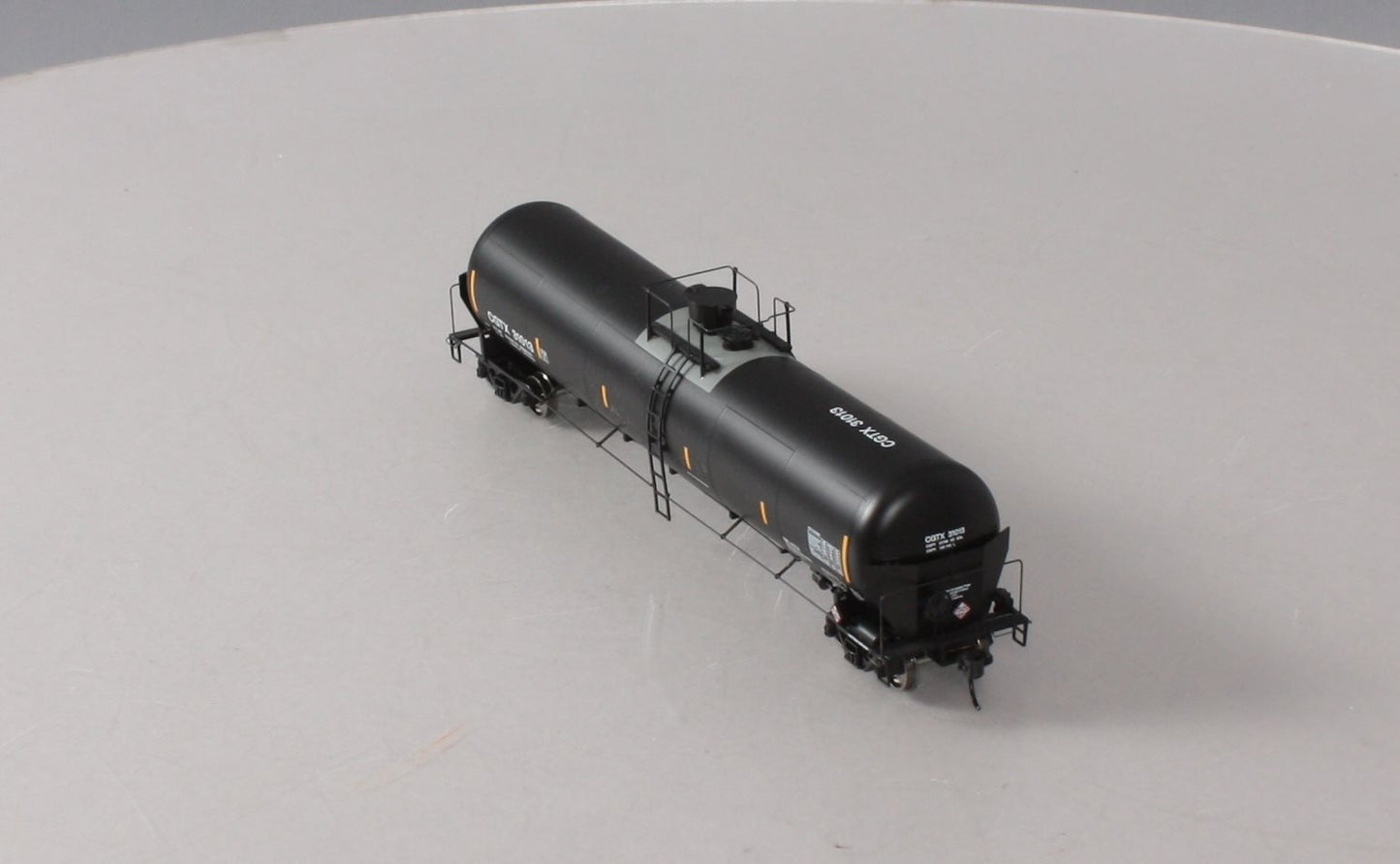Walthers 920-100712 HO Scale Rail Canada GATX CGTX 55' Trinity Tank Car #31013