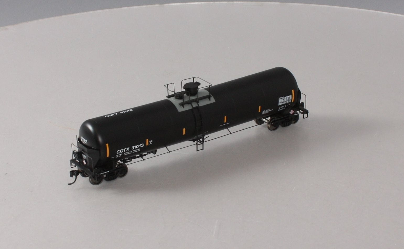 Walthers 920-100712 HO Scale Rail Canada GATX CGTX 55' Trinity Tank Car #31013