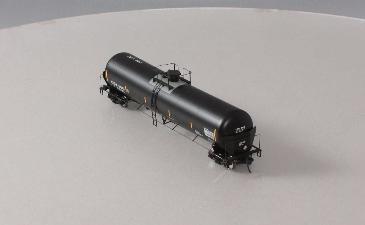 Walthers 920-100712 HO Scale Rail Canada GATX CGTX 55' Trinity Tank Car #31013