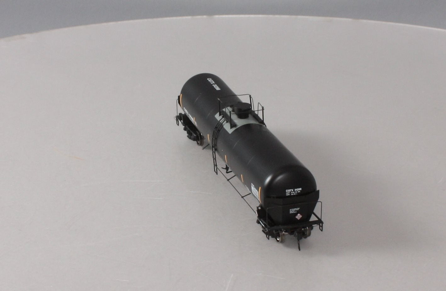 Walthers 920-100714 HO Scale Rail Canada GATX CGTX 55' Trinity Tank Car #31288