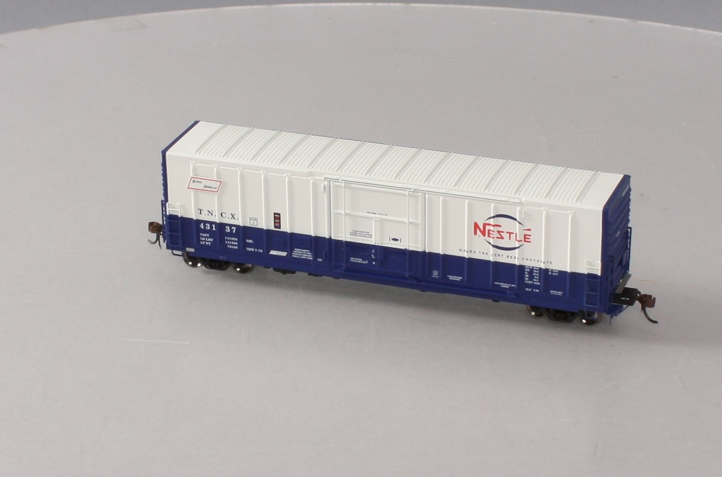 Athearn G26668 HO Nestle 50' PC&F Box with 10'6" Door #43137