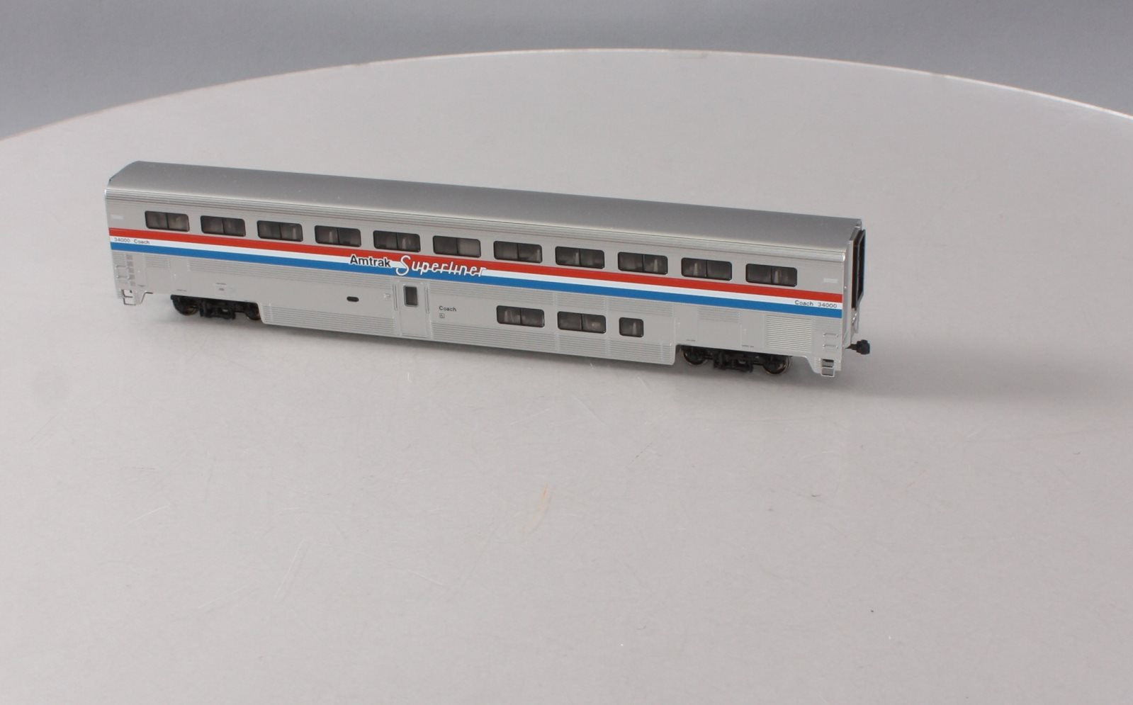 Kato 35-6051 HO Scale Amtrak Superliner Coach Phase III #34000