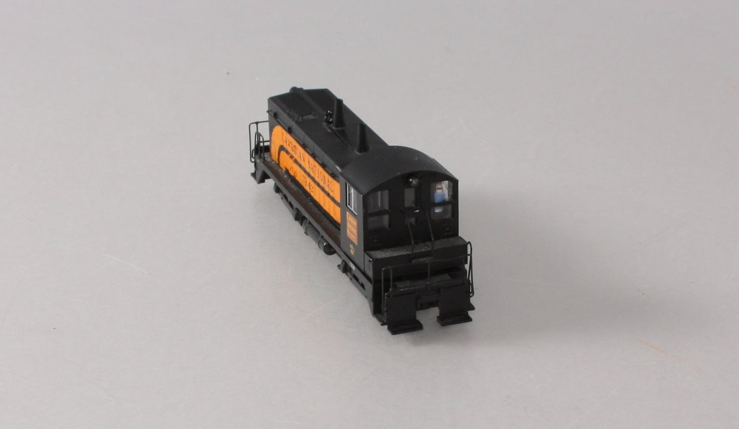 Broadway Limited 2624 HO Canadian National EMD NW2 #7942 Paragon2