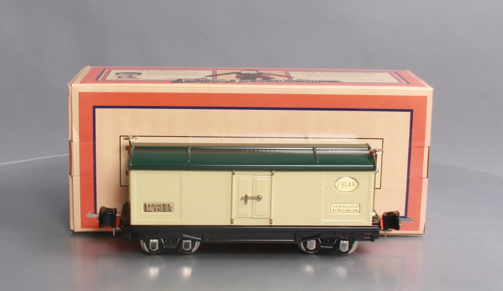 Lionel 11-70005 Reefer #2814R Ivory and Peacock