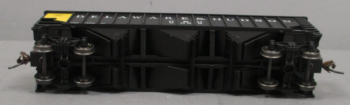 Bowser 41827 HO Delaware & Hudson 70 Ton 14 Panel Hopper Car #9068