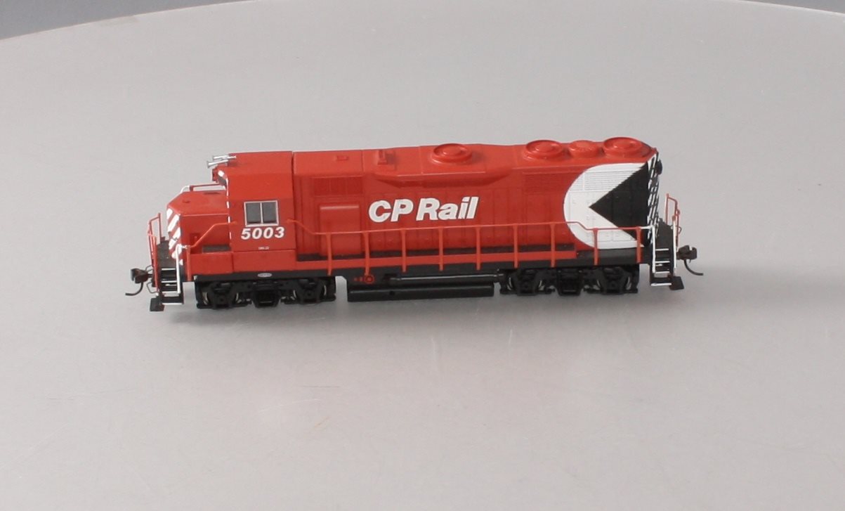 Bachmann 60709 HO Canadian Pacific EMD GP35 Diesel Locomotive w/DCC #5003