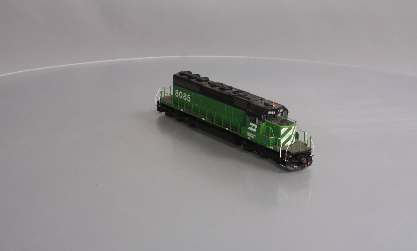 Athearn 98374 HO Burlington Northern SD40-2 Diesel Loco w/DCC & Sound RTR #8085
