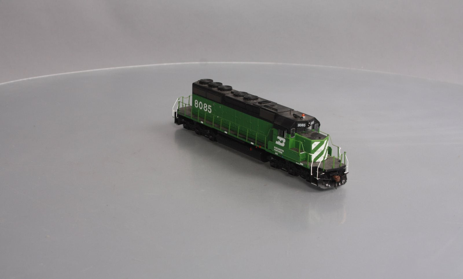 Athearn 98374 HO Burlington Northern SD40-2 Diesel Loco w/DCC & Sound RTR #8085