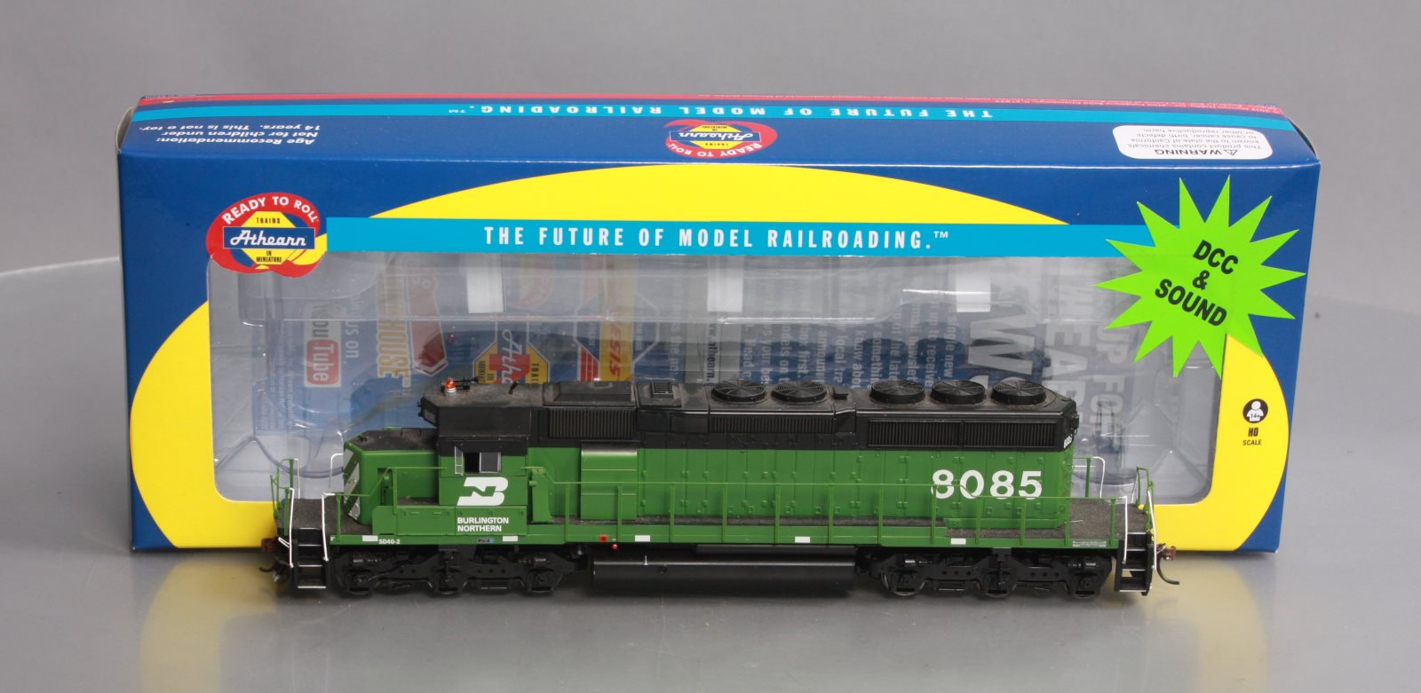 Athearn 98374 HO Burlington Northern SD40-2 Diesel Loco w/DCC & Sound RTR #8085