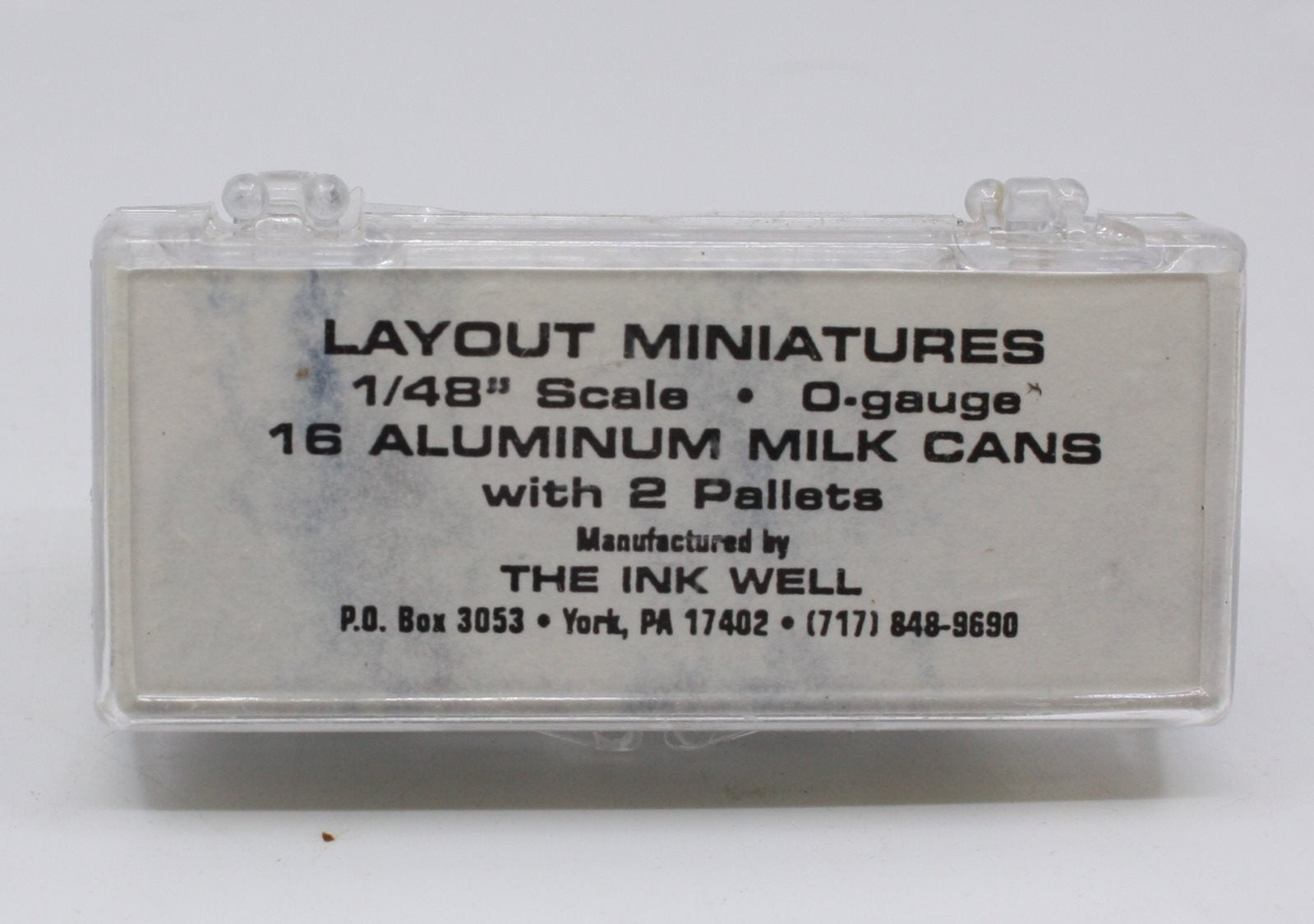 Layout Miniatures 1:48 16 Aluminum Milk Cans With Two Pallets