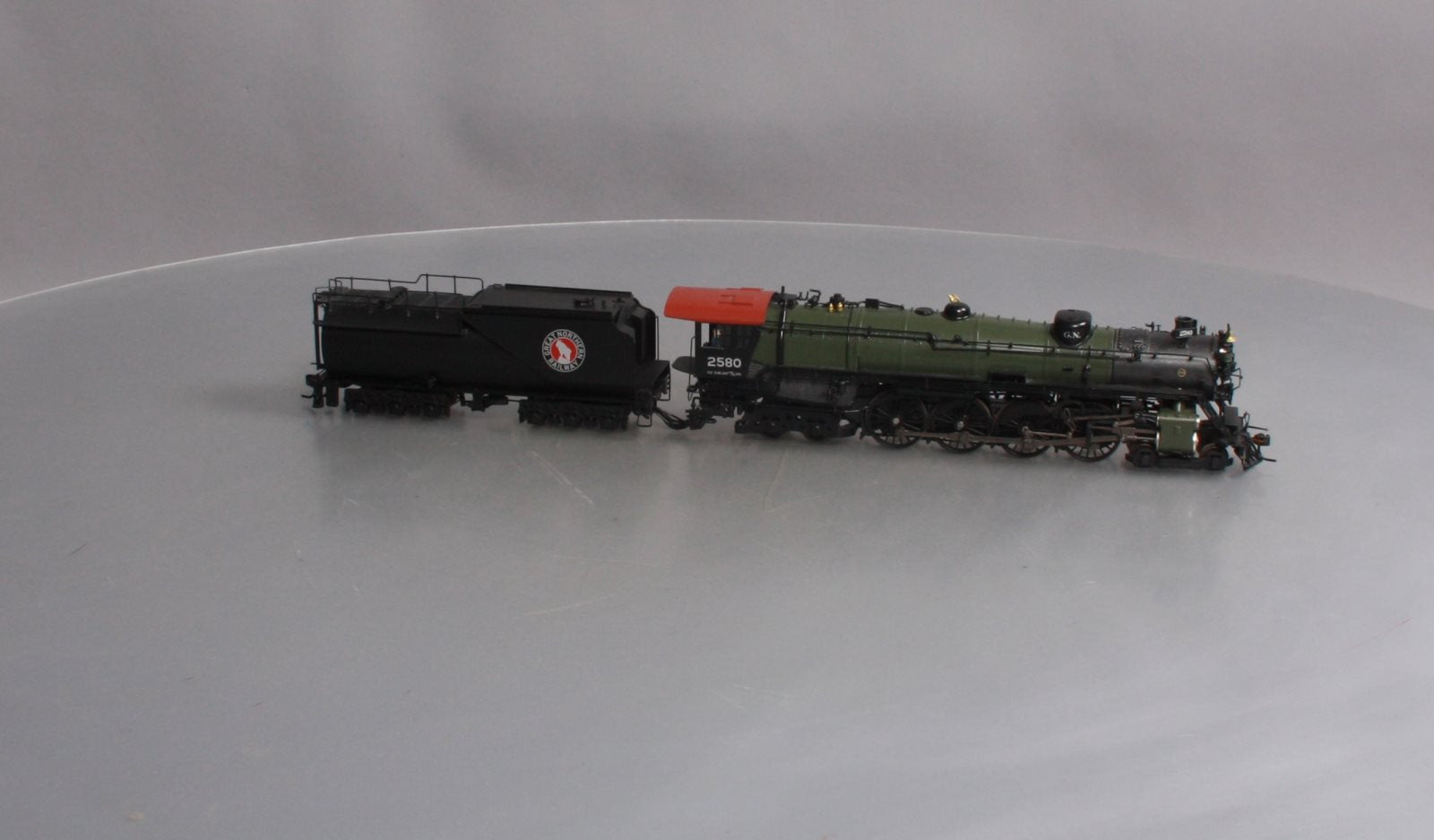 Broadway Limited 2871 HO Great Northern Class S-2 4-8-4 Open Cab #2580