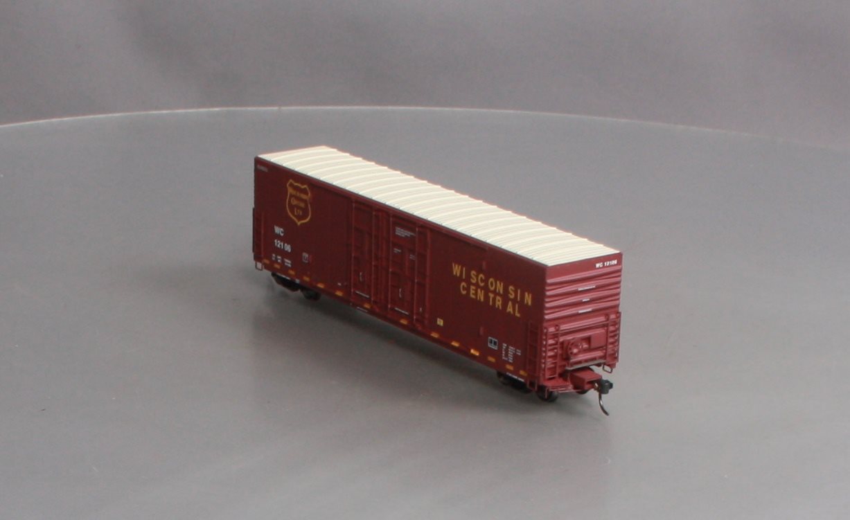 Athearn G63915 HO Scale Wisconsin Central 50' P.C.&F. Plug Door Boxcar #12106