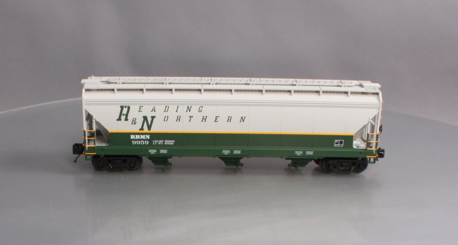 MTH 20-97862 O Reading & Northern 3-Bay Centerflow Covered