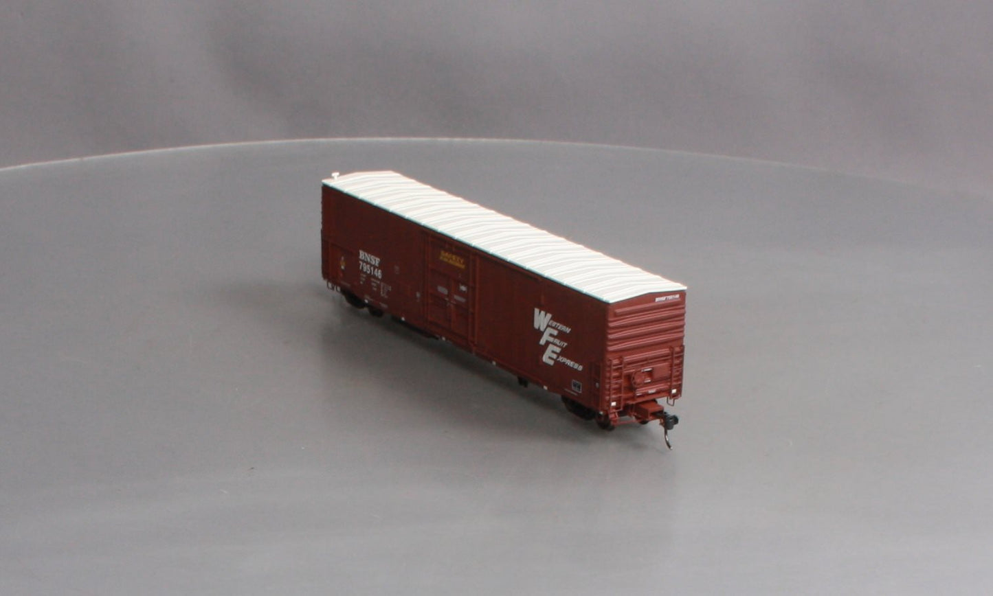 Athearn G63074 HO BNSF 57' FGE Mechanical Reefer Car #794878